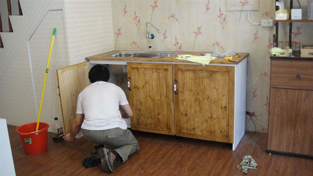 門片安裝與調整